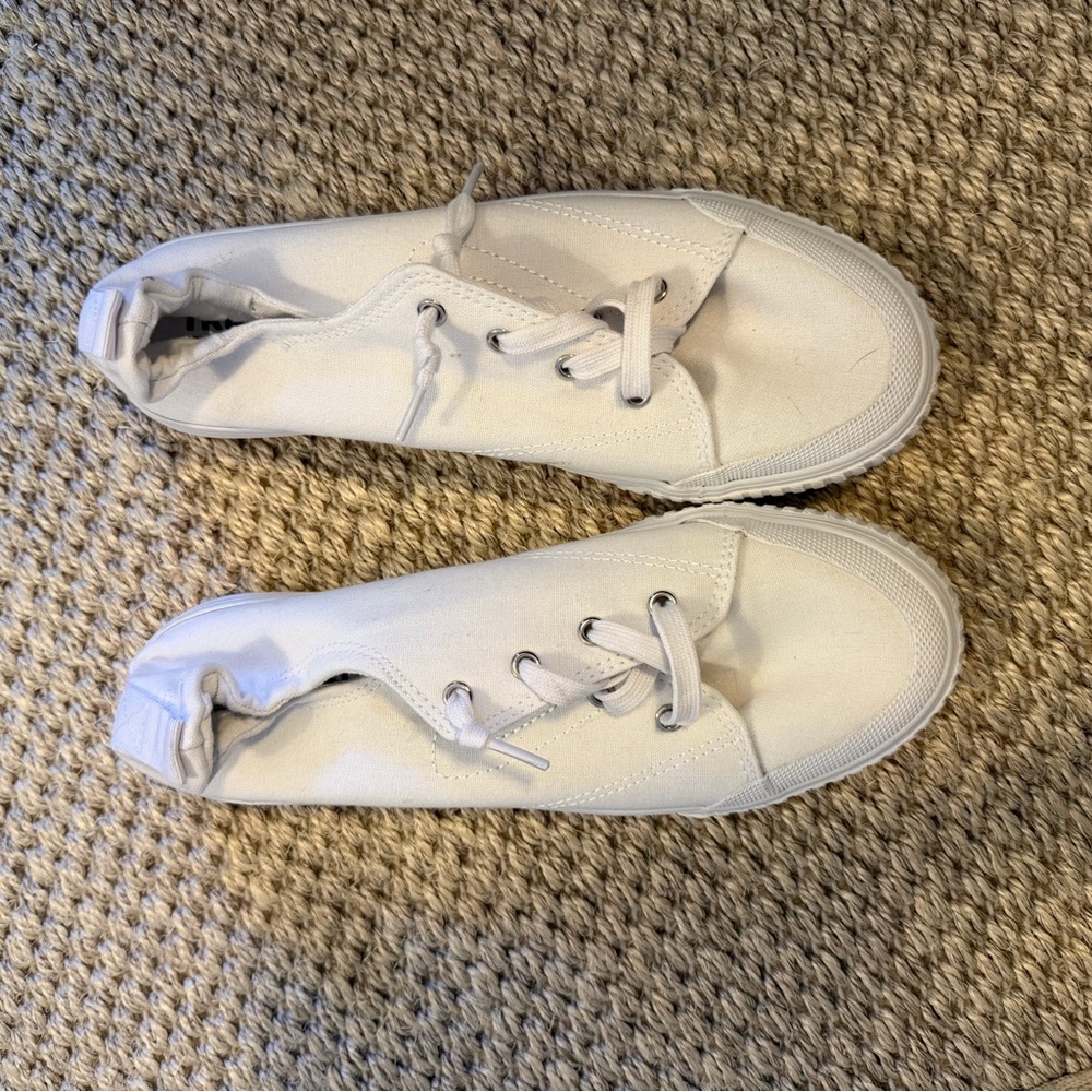 Tretorn White Sneakers